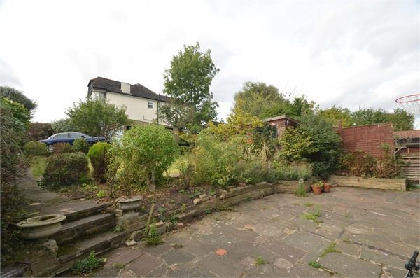Glenmere Avenue, Mill Hill